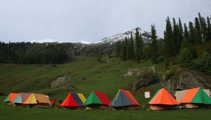 Camping in kullu